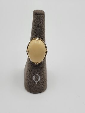 Modern Silver tone J.Crew Cream Oval Statement Ring Size 6.75